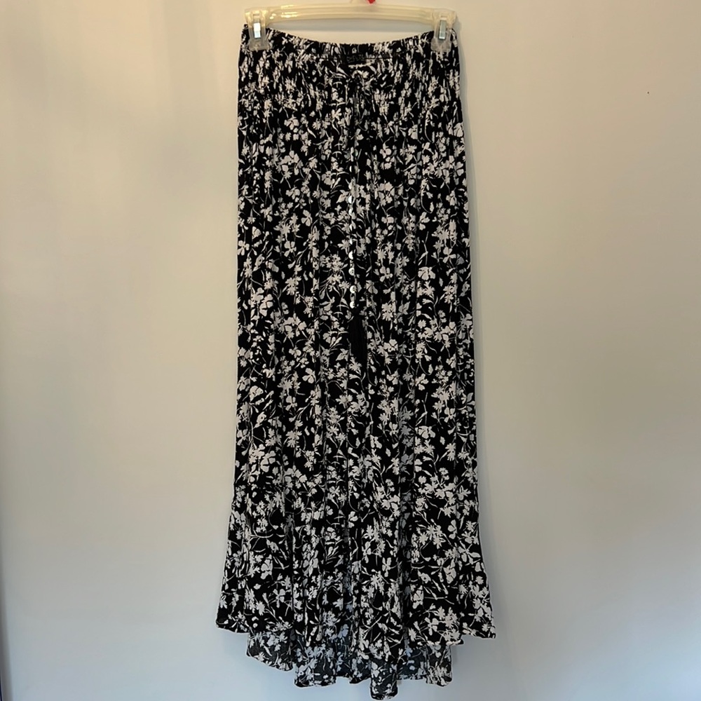 SOLD Black & White floral maxi skirt